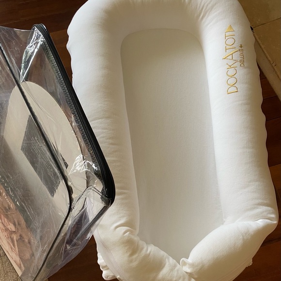 Dock A Tot Deluxe + Dock - White - Picture 3 of 3